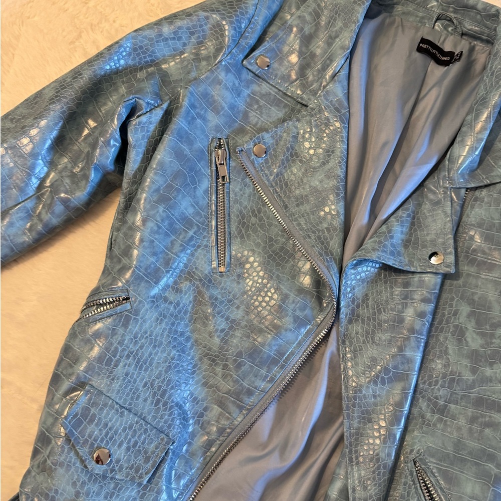 Blue Vinyl Jacket - Picture 6 of 7